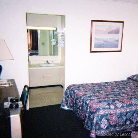 Briarwood Motel Βαλντόστα Εξωτερικό φωτογραφία