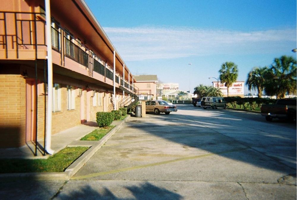 Briarwood Motel Βαλντόστα Εξωτερικό φωτογραφία